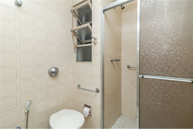 Imagem Apartamento com 3 Quartos à Venda, 106 m² em Auxiliadora - Porto Alegre Imagem Apartamento com 3 Quartos à Venda, 106 m² em Auxiliadora - Porto Alegre