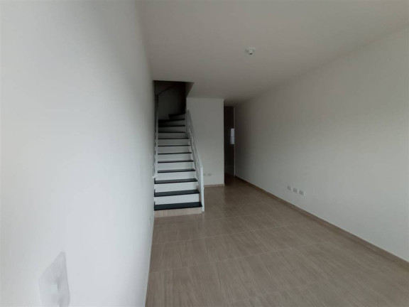 Imagem Sobrado com 2 Quartos à Venda, 58 m² em Caiçara - Praia Grande Imagem Sobrado com 2 Quartos à Venda, 58 m² em Caiçara - Praia Grande