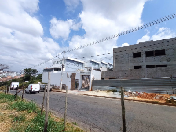 Imagem Terreno à Venda, 1.534 m² em Chácaras Reunidas Santa Terezinha - Contagem Imagem Terreno à Venda, 1.534 m² em Chácaras Reunidas Santa Terezinha - Contagem
