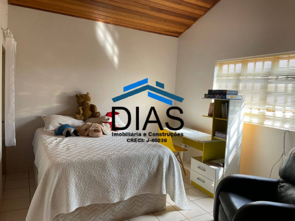 Imagem Casa com 2 Quartos à Venda, 345 m² em Centro - Araraquara Imagem Casa com 2 Quartos à Venda, 345 m² em Centro - Araraquara