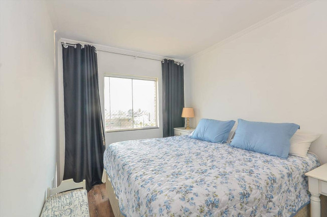 Imagem Apartamento com 3 Quartos à Venda, 70 m² em Capão Raso - Curitiba Imagem Apartamento com 3 Quartos à Venda, 70 m² em Capão Raso - Curitiba