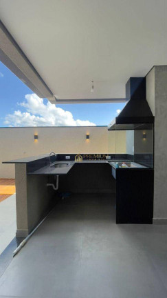 Imagem Sobrado com 3 Quartos à Venda, 192 m² em Santa Mônica - Caçapava