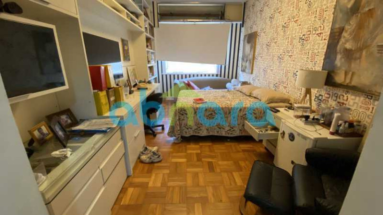 Imagem Apartamento com 4 Quartos à Venda, 340 m² em Copacabana - Rio De Janeiro Imagem Apartamento com 4 Quartos à Venda, 340 m² em Copacabana - Rio De Janeiro