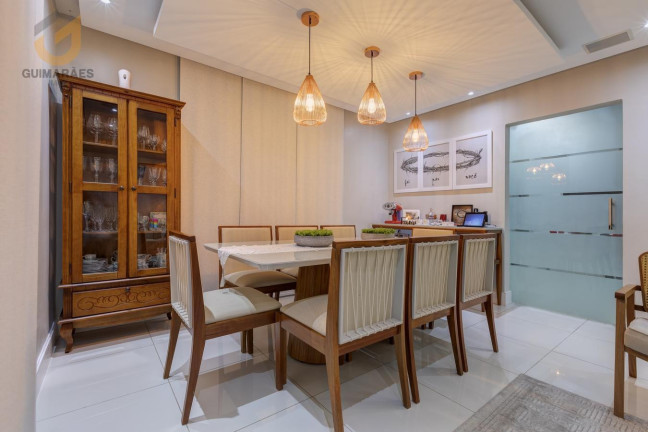 Imagem Casa com 5 Quartos à Venda, 300 m² em Miragem - Lauro De Freitas Imagem Casa com 5 Quartos à Venda, 300 m² em Miragem - Lauro De Freitas