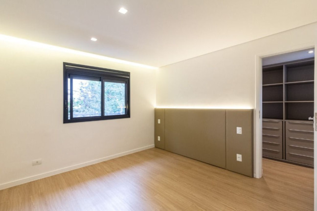 Imagem Imóvel com 3 Quartos à Venda,  em Chácara Santo Antônio (zona Sul) - São Paulo