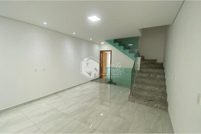 Casa com 3 Quartos à Venda, 220 m² em Vila Esperança - São Paulo