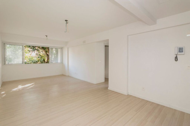 Imóvel com 2 Quartos à Venda, 80 m² em Passo Da Areia - Porto Alegre
