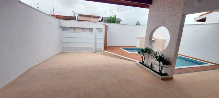 Imagem Casa com 3 Quartos à Venda, 250 m² em Oásis - Peruíbe