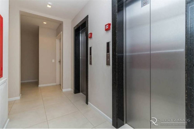 Imagem Apartamento com 3 Quartos à Venda, 75 m² em Jardim Carvalho - Porto Alegre