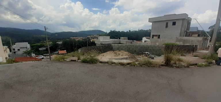 Terreno à Venda, 240 m² em Portais (polvilho) - Cajamar
