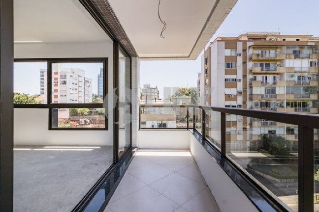 Imagem Apartamento com 3 Quartos à Venda, 123 m² em Petrópolis - Porto Alegre