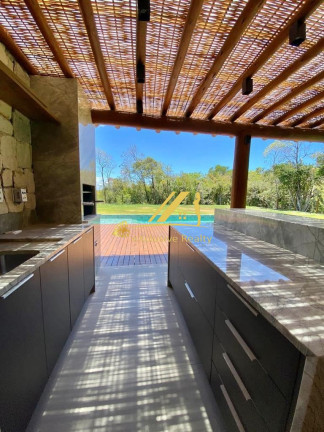 Imagem Imóvel com 4 Quartos à Venda, 400 m² em Praia Do Forte - Mata De São João Imagem Imóvel com 4 Quartos à Venda, 400 m² em Praia Do Forte - Mata De São João