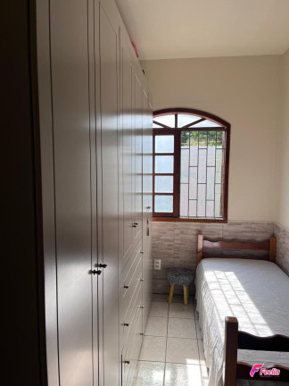 Imagem Casa com 4 Quartos à Venda, 148 m² em Trindade - Florianópolis