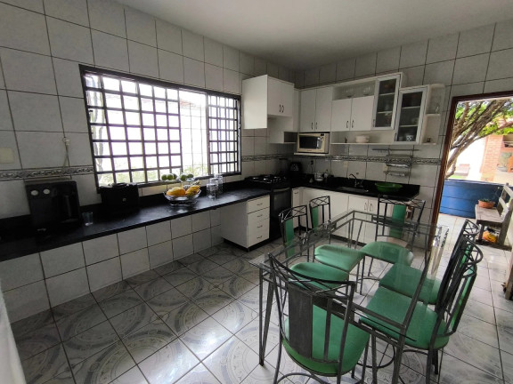 Imagem Casa com 3 Quartos à Venda, 200 m² em Parque Amazonia - Goiania Imagem Casa com 3 Quartos à Venda, 200 m² em Parque Amazonia - Goiania