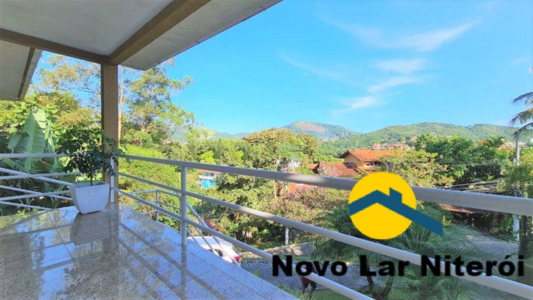 Imagem Casa com 3 Quartos à Venda, 298 m² em Sapê - Niterói
