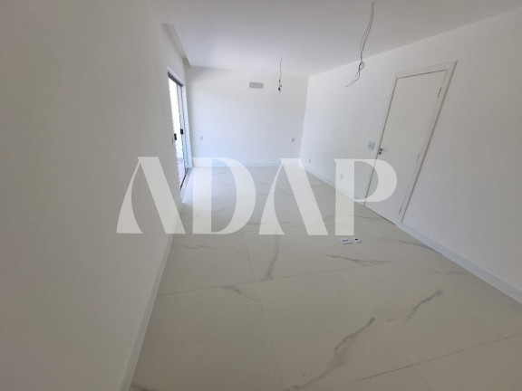 Imagem Casa com 4 Quartos à Venda, 192 m² em Vargem Grande - Rio De Janeiro Imagem Casa com 4 Quartos à Venda, 192 m² em Vargem Grande - Rio De Janeiro
