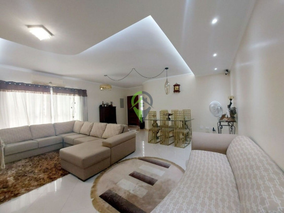Casa com 3 Quartos à Venda, 236 m² em Campo Grande - Santos