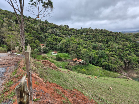 Imagem Chácara com 2 Quartos à Venda, 180 m² em Macaco - Paraibuna Imagem Chácara com 2 Quartos à Venda, 180 m² em Macaco - Paraibuna