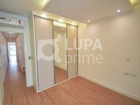 Imagem Casa com 4 Quartos à Venda, 175 m² em Ipiranga - São Paulo Imagem Casa com 4 Quartos à Venda, 175 m² em Ipiranga - São Paulo