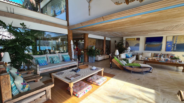 Imagem Casa com 6 Quartos à Venda, 880 m² em Ferradura - Armação Dos Búzios Imagem Casa com 6 Quartos à Venda, 880 m² em Ferradura - Armação Dos Búzios