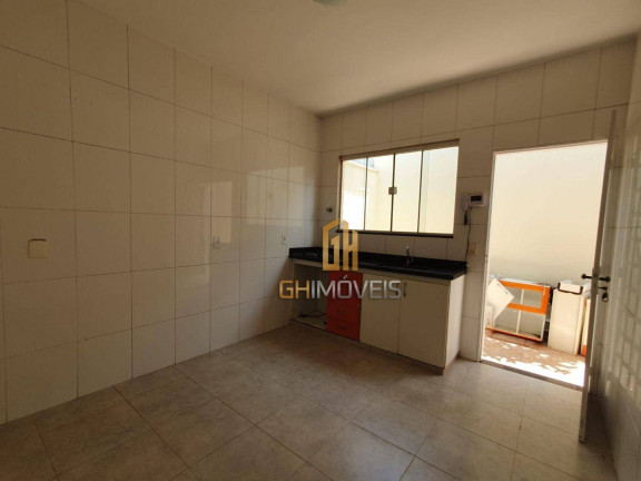 Imagem Casa com 4 Quartos à Venda, 150 m² em Setor Faiçalville - Goiânia