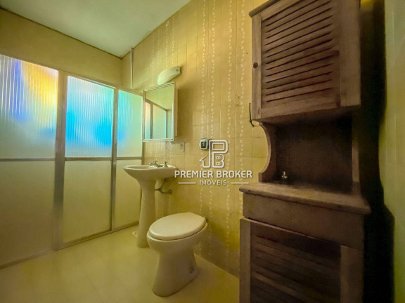 Imagem Casa com 3 Quartos à Venda ou Locação, 196 m² em Golfe - Teresópolis