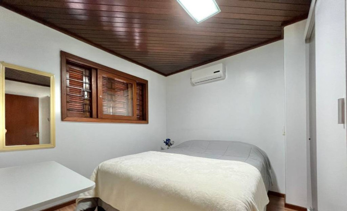 Imagem Casa com 3 Quartos à Venda, 258 m² em Zona Nova - Capão Da Canoa