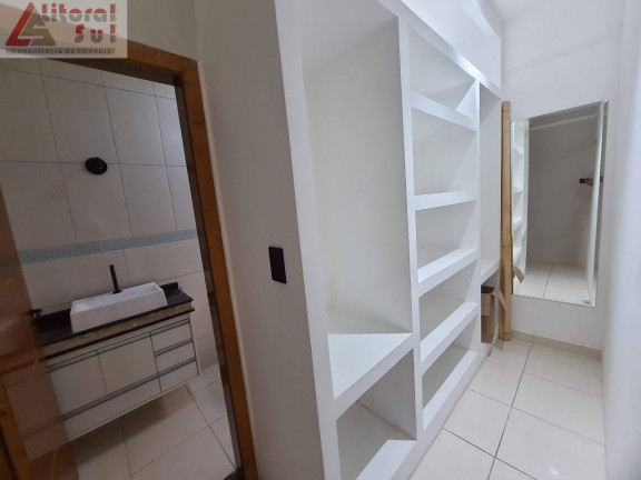 Imagem Casa com 3 Quartos à Venda, 124 m² em Maracanã - Praia Grande Imagem Casa com 3 Quartos à Venda, 124 m² em Maracanã - Praia Grande
