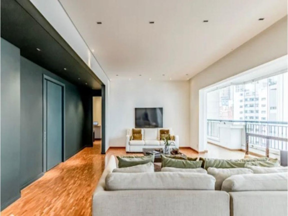 Imagem Imóvel com 4 Quartos à Venda, 230 m² em Vila Uberabinha - São Paulo
