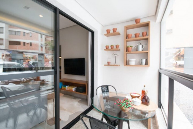 Imagem Imóvel com 1 Quarto à Venda, 48 m² em Cambuí - Campinas Imagem Imóvel com 1 Quarto à Venda, 48 m² em Cambuí - Campinas