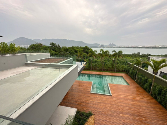 Imagem Casa de Condomínio com 5 Quartos à Venda, em Barra Da Tijuca - Rio De Janeiro Imagem Casa de Condomínio com 5 Quartos à Venda, em Barra Da Tijuca - Rio De Janeiro