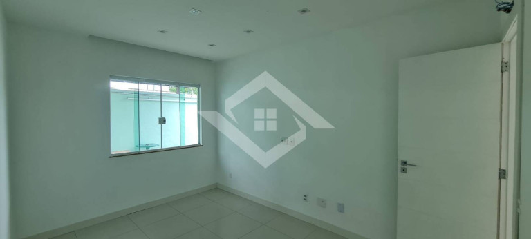 Imagem Casa com 2 Quartos à Venda, 90 m² em Guaratiba - Rio De Janeiro Imagem Casa com 2 Quartos à Venda, 90 m² em Guaratiba - Rio De Janeiro