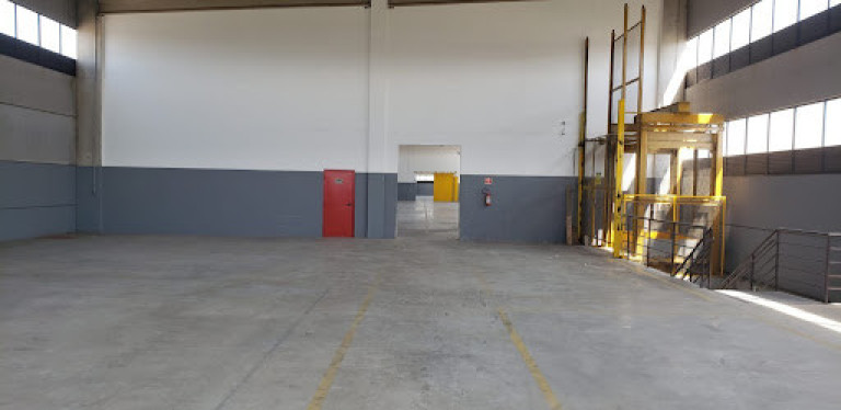 Imagem Galpão para Alugar, 4.500 m² em Jardim Presidente Dutra - Guarulhos Imagem Galpão para Alugar, 4.500 m² em Jardim Presidente Dutra - Guarulhos