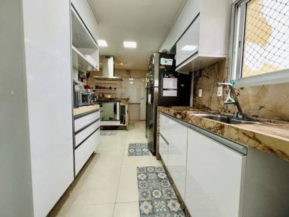 Imagem Imóvel com 3 Quartos à Venda, 180 m² em Santa Lúcia - Vitória Imagem Imóvel com 3 Quartos à Venda, 180 m² em Santa Lúcia - Vitória
