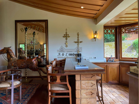 Imagem Casa com 6 Quartos à Venda, 950 m² em Jardim Das Flores - Campos Do Jordão