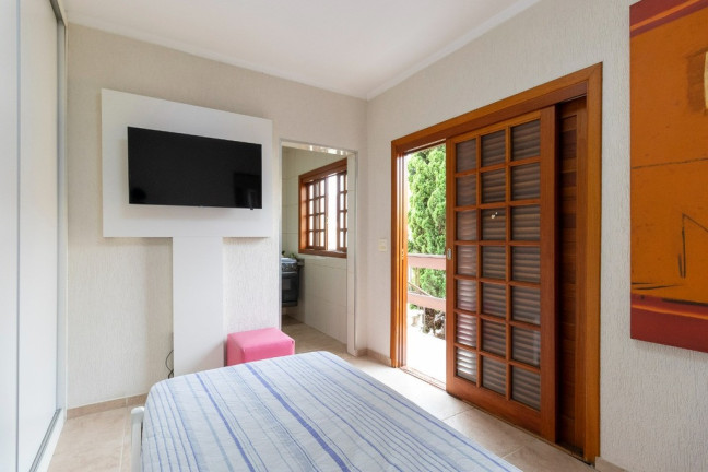Imagem Casa com 3 Quartos à Venda, em Vila Guarani (z Sul) - São Paulo Imagem Casa com 3 Quartos à Venda, em Vila Guarani (z Sul) - São Paulo