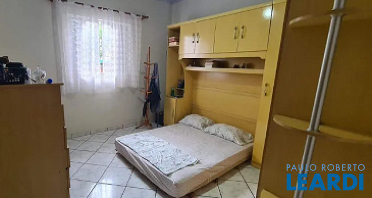Imagem Casa com 3 Quartos à Venda, 141 m² em Santa Maria - Santo André