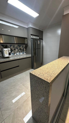 Imagem Casa com 4 Quartos à Venda,  em Goiabeiras - Cuiabá