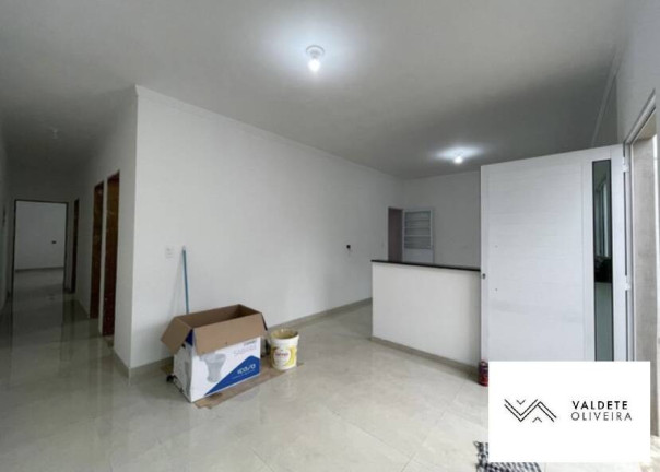 Casa com 3 Quartos à Venda,  em Residencial Santa Paula - Jacareí