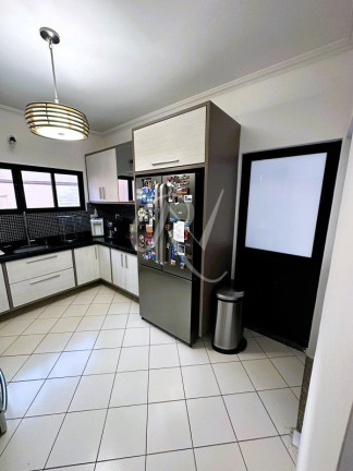 Imagem Casa com 4 Quartos à Venda, 313 m² em Vila Zezé - Jacareí