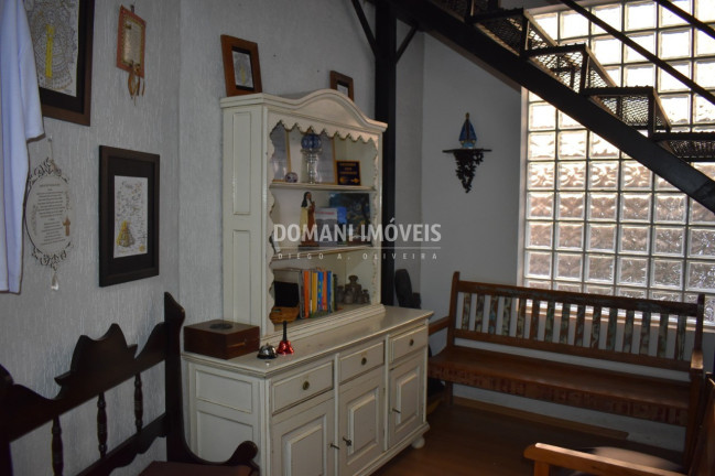 Imagem Imóvel com 6 Quartos à Venda, 436 m² em Região Do Vale Encantado - Campos Do Jordão Imagem Imóvel com 6 Quartos à Venda, 436 m² em Região Do Vale Encantado - Campos Do Jordão