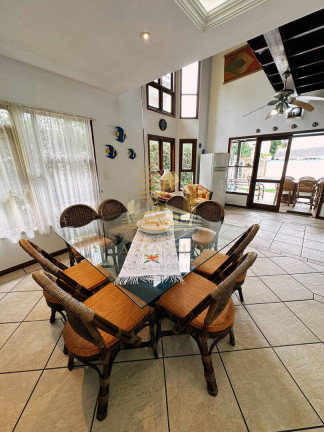 Imagem Casa com 3 Quartos para Temporada, 390 m² em Bertioga