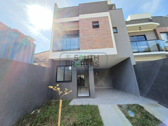 Imagem Casa com 3 Quartos à Venda, 120 m² em Uberaba - Curitiba Imagem Casa com 3 Quartos à Venda, 120 m² em Uberaba - Curitiba