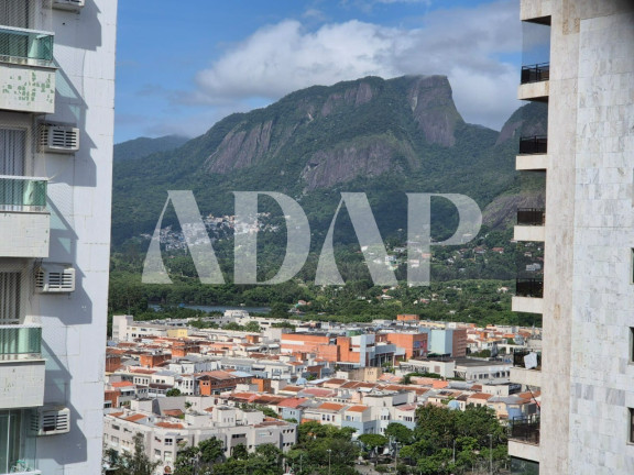 Imagem Imóvel com 2 Quartos à Venda, 66 m² em Barra Da Tijuca - Rio De Janeiro Imagem Imóvel com 2 Quartos à Venda, 66 m² em Barra Da Tijuca - Rio De Janeiro