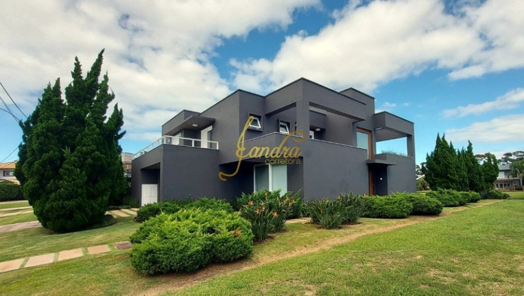 Imagem Casa de Condomínio com 5 Quartos à Venda, 700 m² em Atlantida - Xangri-la