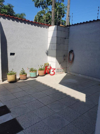Imagem Sobrado com 4 Quartos à Venda, 250 m² em Balneário Flórida - Praia Grande Imagem Sobrado com 4 Quartos à Venda, 250 m² em Balneário Flórida - Praia Grande
