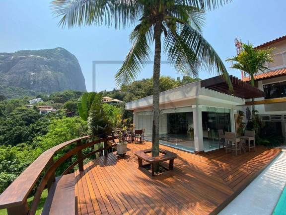 Casa com 5 Quartos à Venda, 1.400 m² em Joá - Rio De Janeiro