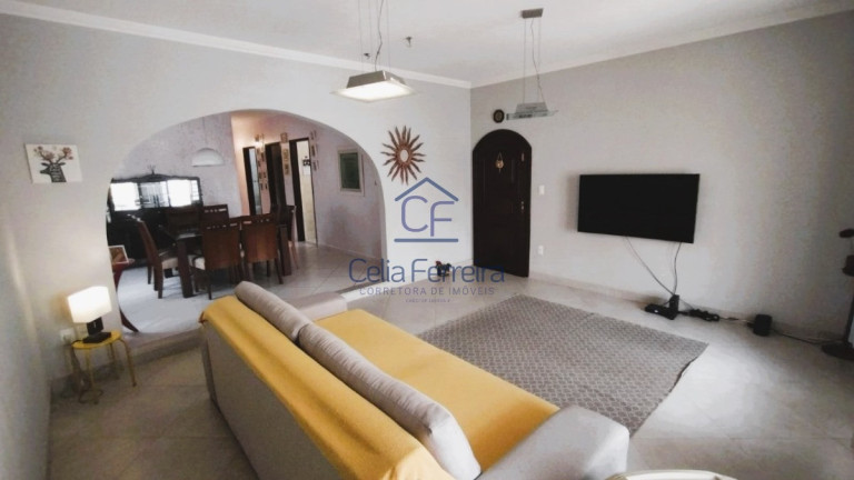 Imagem Casa com 3 Quartos à Venda, 244 m² em Jardim Das Indústrias - São José Dos Campos