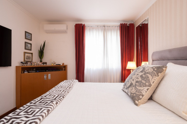 Imagem Apartamento com 3 Quartos à Venda, 228 m² em Itaim Bibi - São Paulo