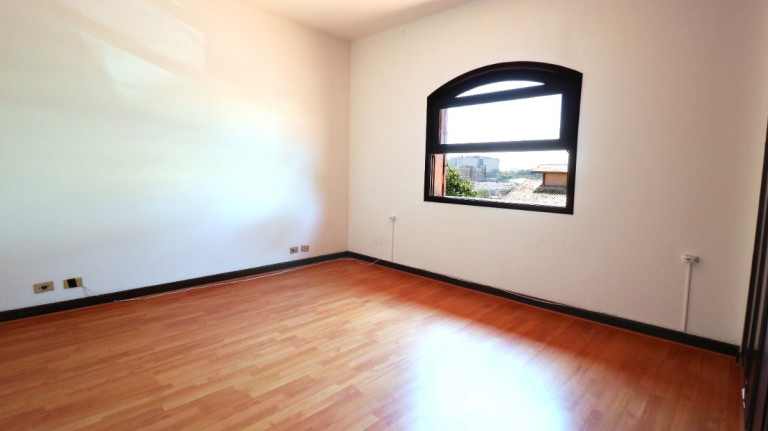 Imagem Casa com 4 Quartos à Venda, 336 m² em Jardim Leonor - São Paulo